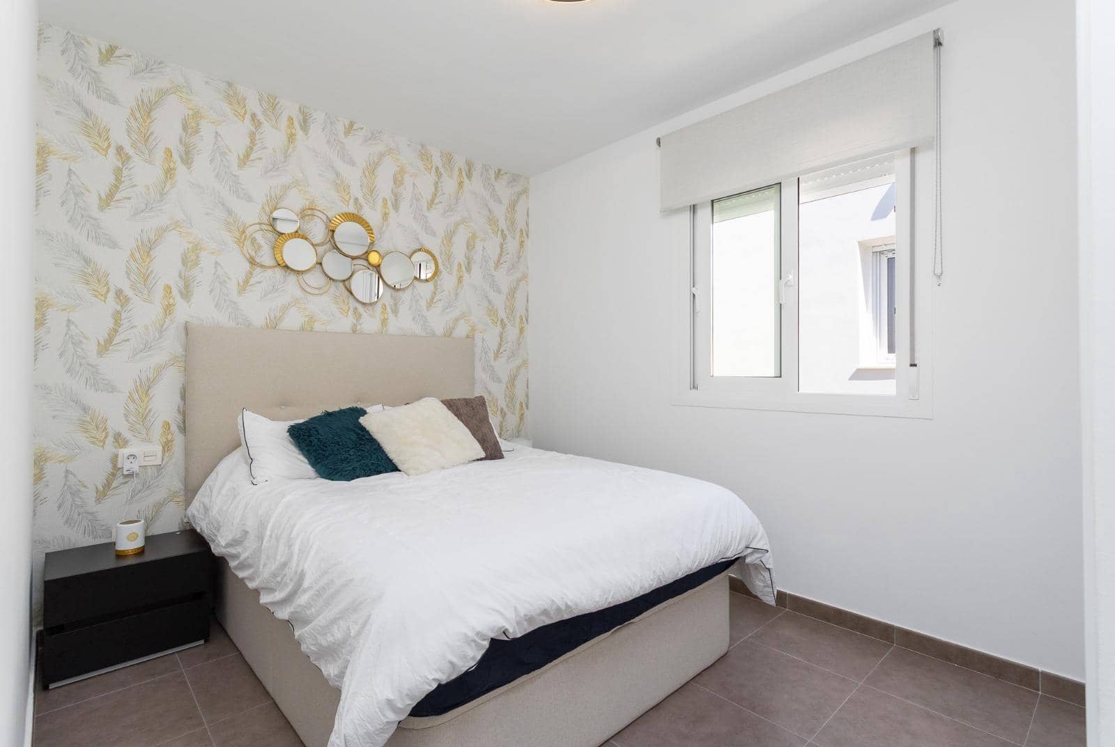 2 bedroom Apartment for sale in Gran Alacant with pool - € 329,000 (Ref: 9415986)