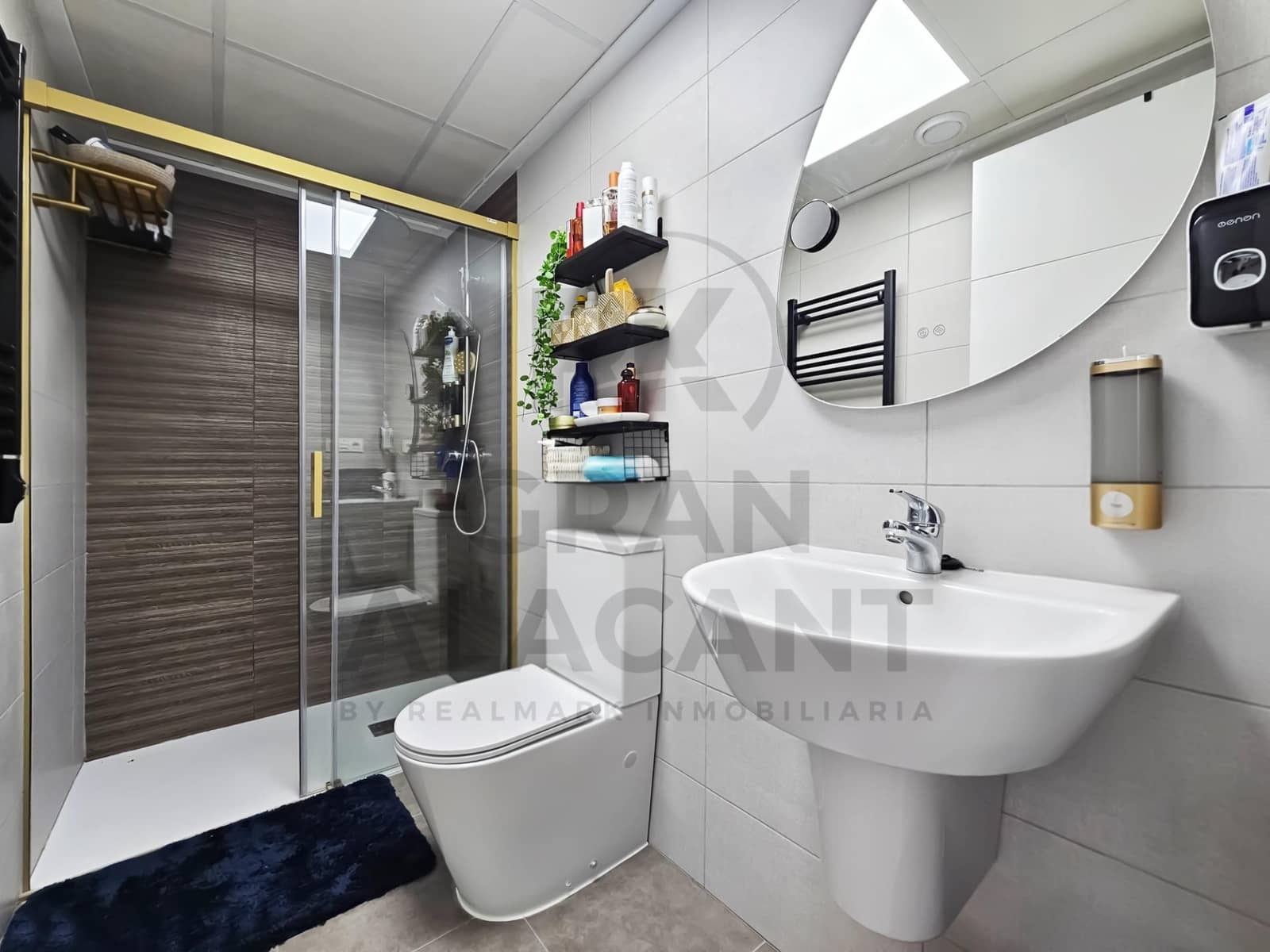 2 soverom Leilighet til salgs i Gran Alacant med svømmebasseng - € 329 000 (Ref: 9415986)