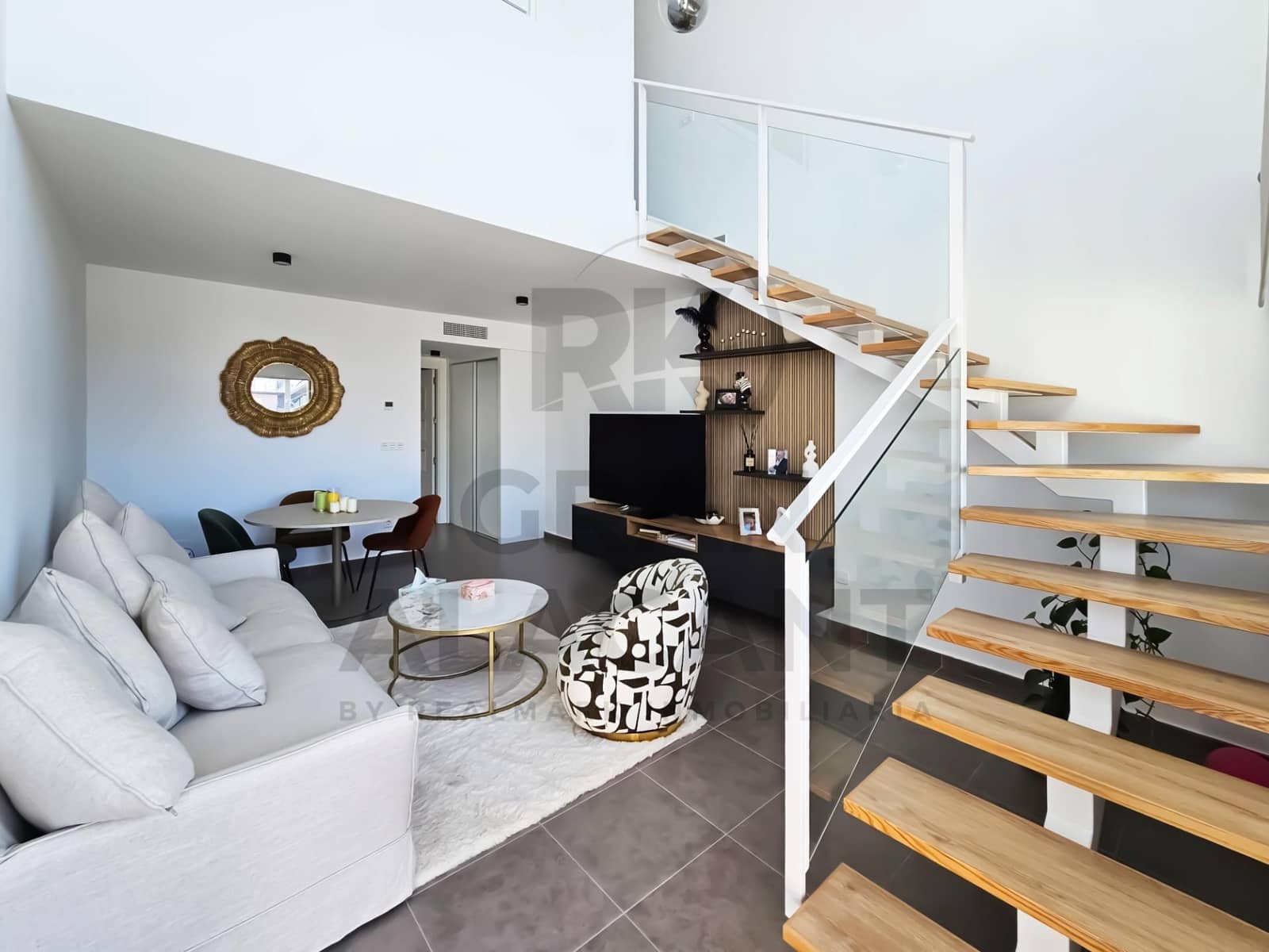 2 soverom Leilighet til salgs i Gran Alacant med svømmebasseng - € 329 000 (Ref: 9415986)