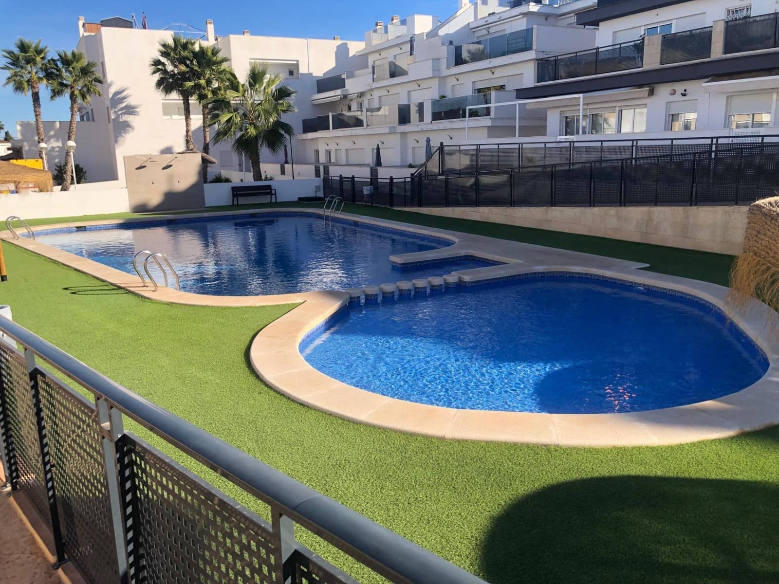 3 bedroom Apartment for rent in Gran Alacant with pool - € 1,200 (Ref: 9419802)
