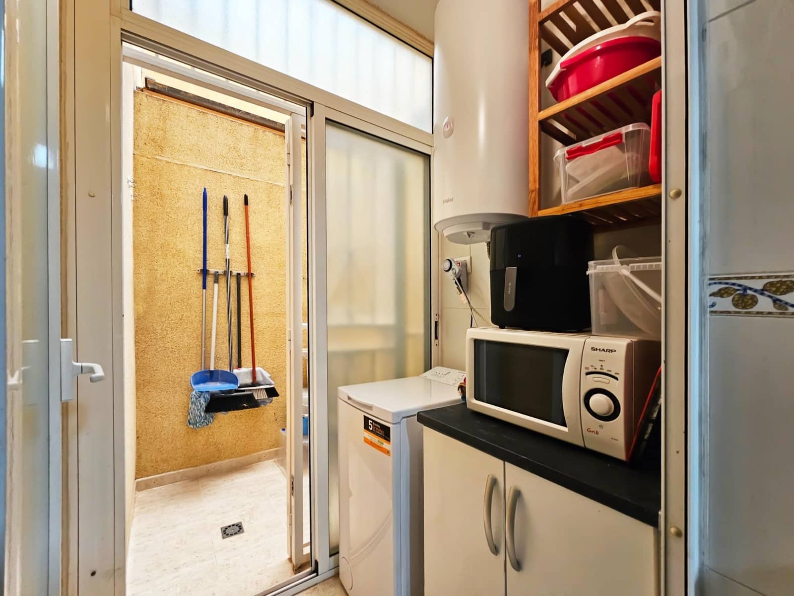 2 bedroom Apartment for sale in Gran Alacant with pool - € 220,000 (Ref: 9446373)