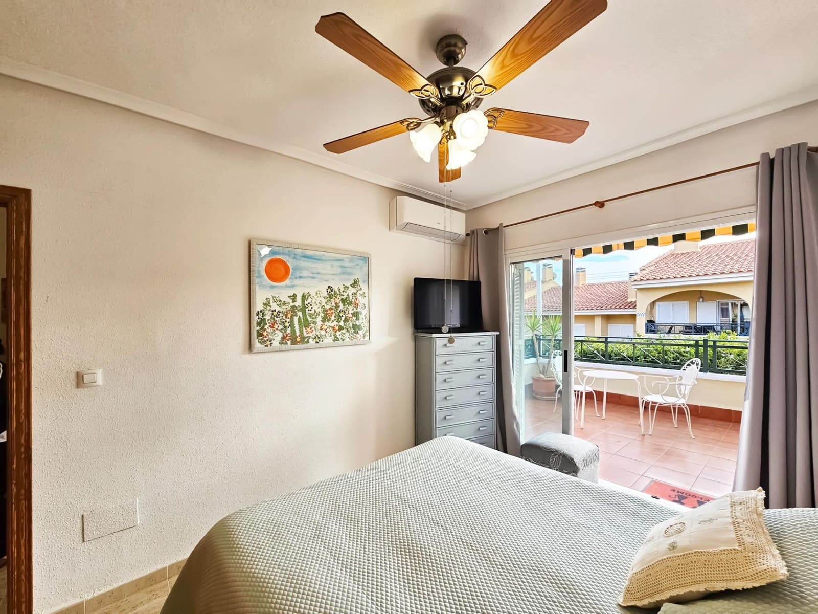 2 bedroom Apartment for sale in Gran Alacant with pool garage - € 269,000 (Ref: 9451010)