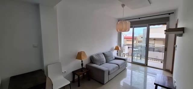 Apartamento de 2 habitaciones en Guardamar del Segura en venta - 195.000 € (Ref: 9451011)