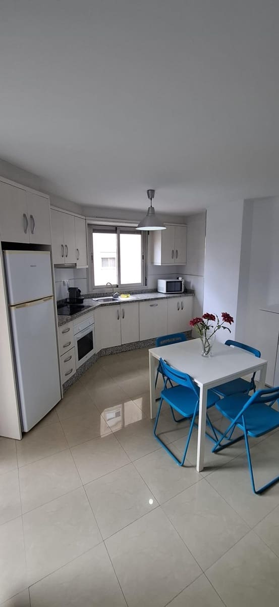 2 bedroom Apartment for sale in Guardamar del Segura - € 185,000 (Ref: 9451015)