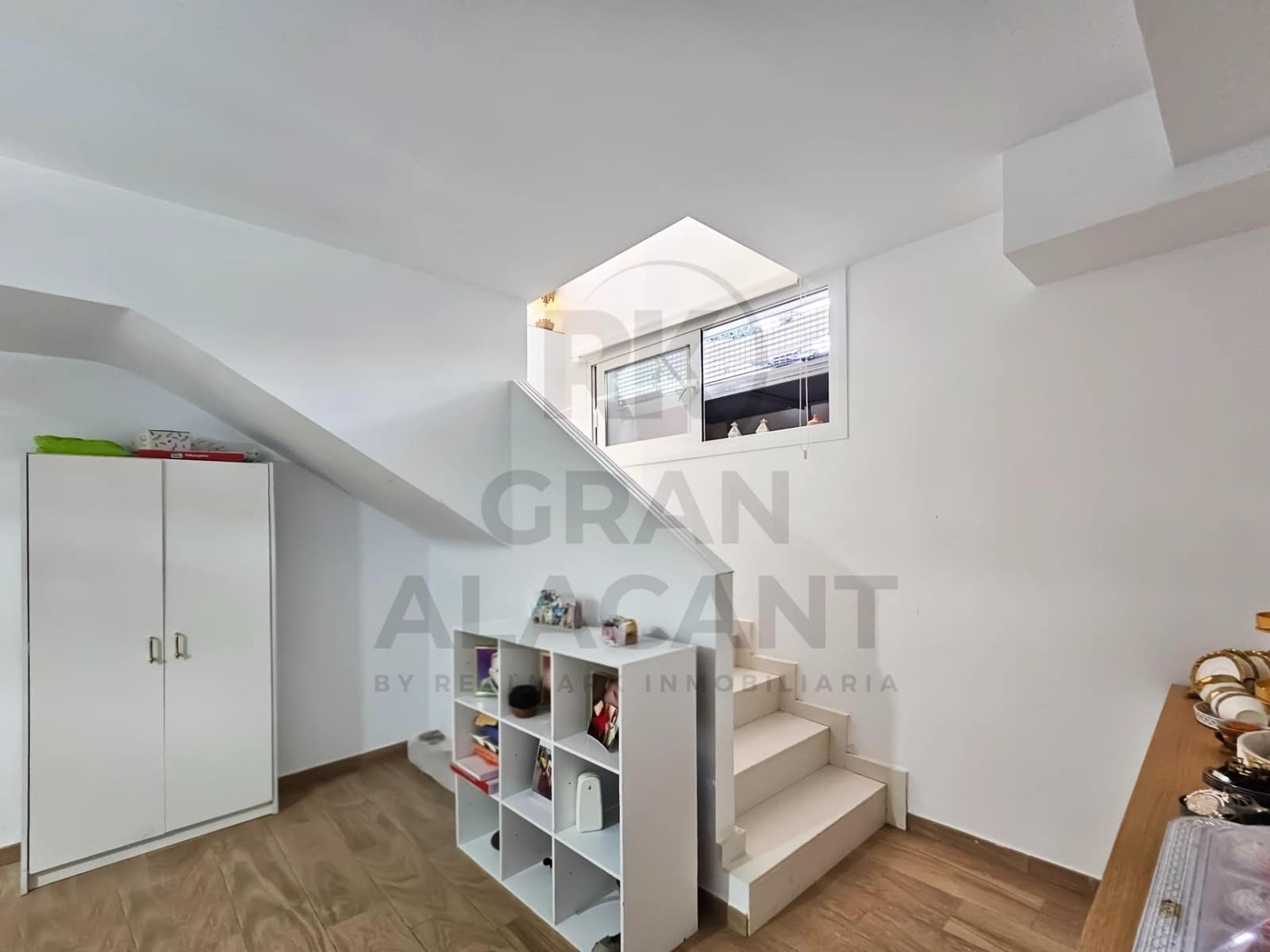 Bungalow de 5 habitaciones en Gran Alacant en venta con piscina - 300.000 € (Ref: 9462399)