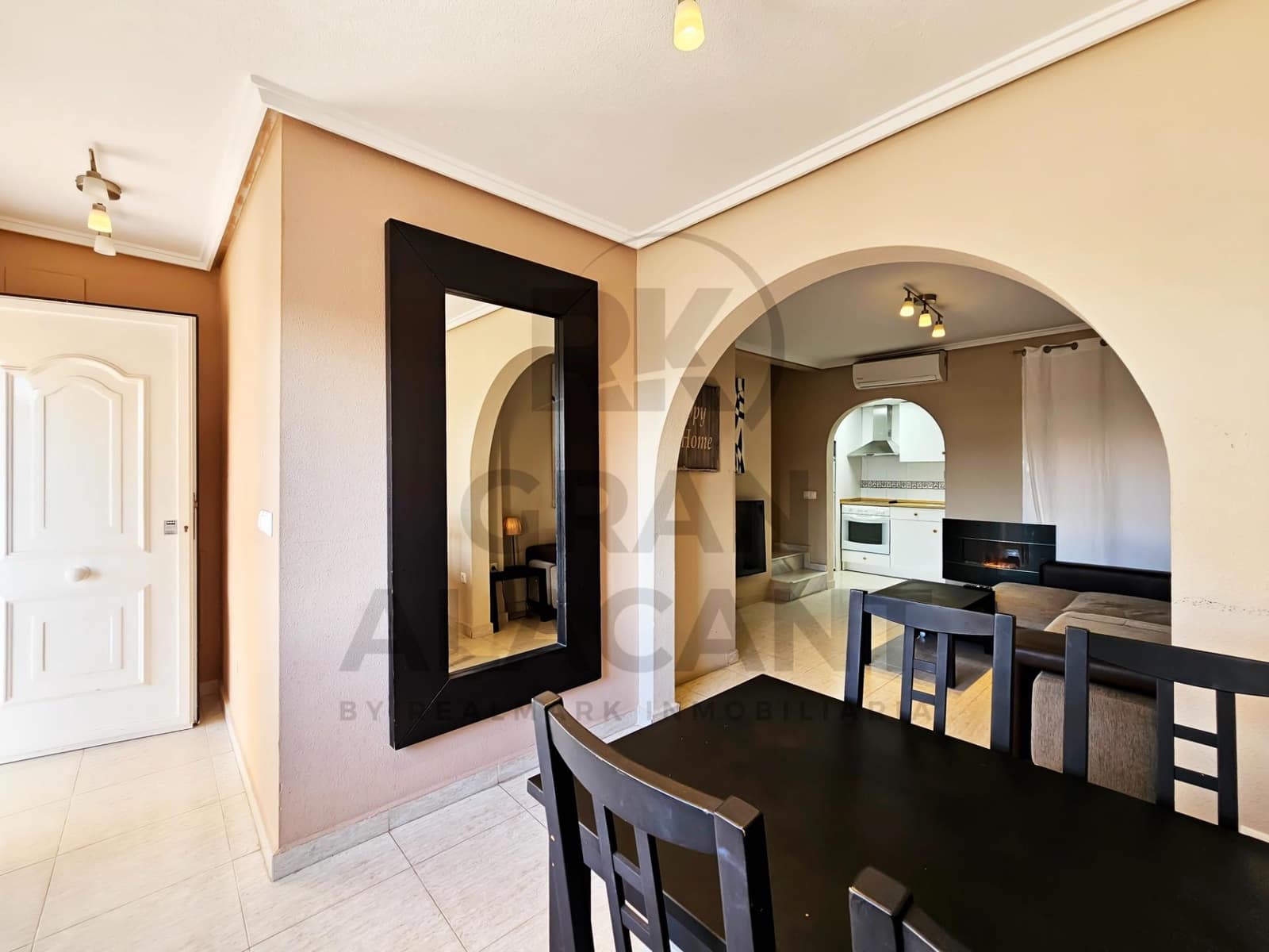 3 quarto Bungalow para venda em Gran Alacant com piscina garagem - 249 000 € (Ref: 9548275)