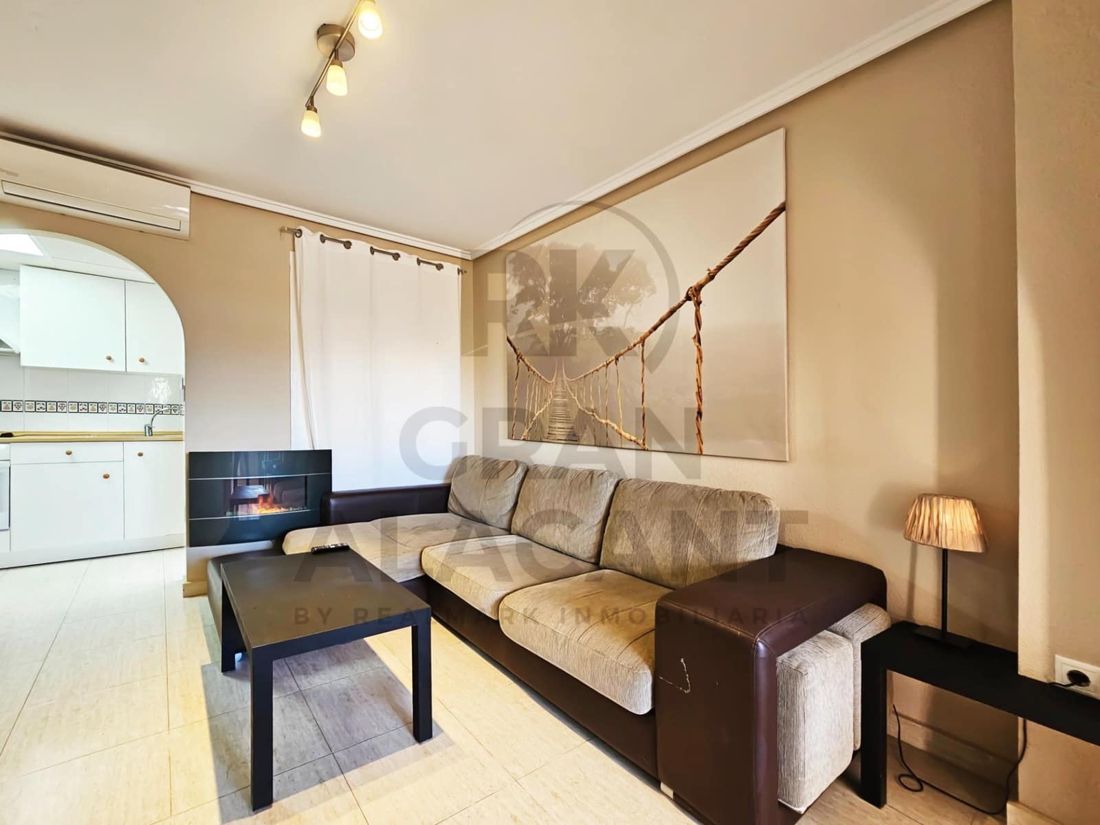 3 quarto Bungalow para venda em Gran Alacant com piscina garagem - 249 000 € (Ref: 9548275)