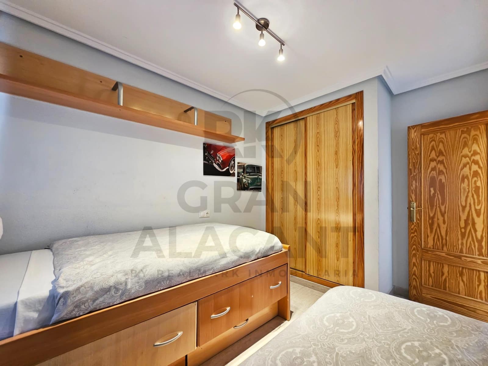 3 quarto Bungalow para venda em Gran Alacant com piscina garagem - 249 000 € (Ref: 9548275)