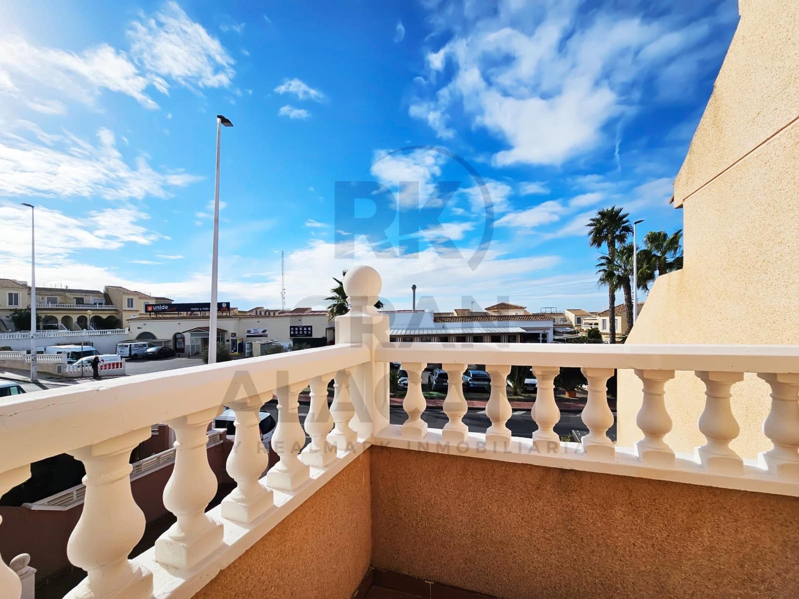 3 quarto Bungalow para venda em Gran Alacant com piscina garagem - 249 000 € (Ref: 9548275)