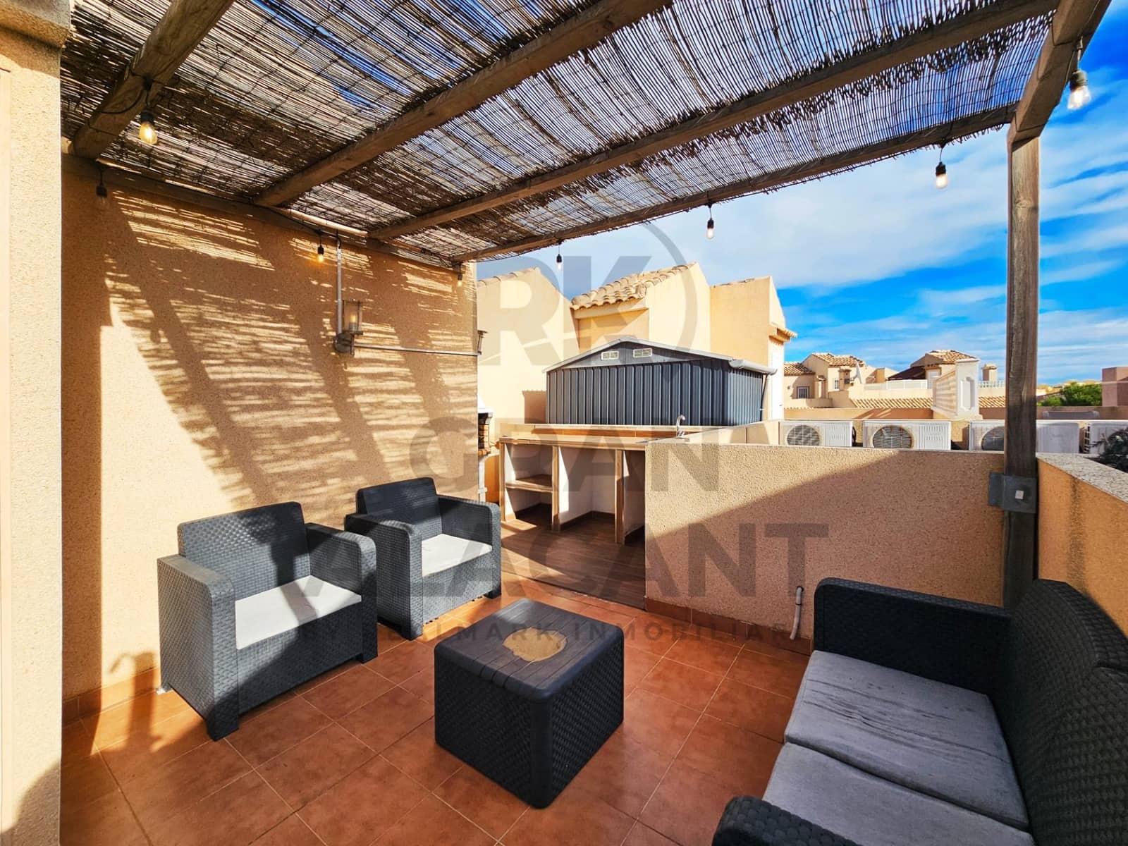 3 quarto Bungalow para venda em Gran Alacant com piscina garagem - 249 000 € (Ref: 9548275)