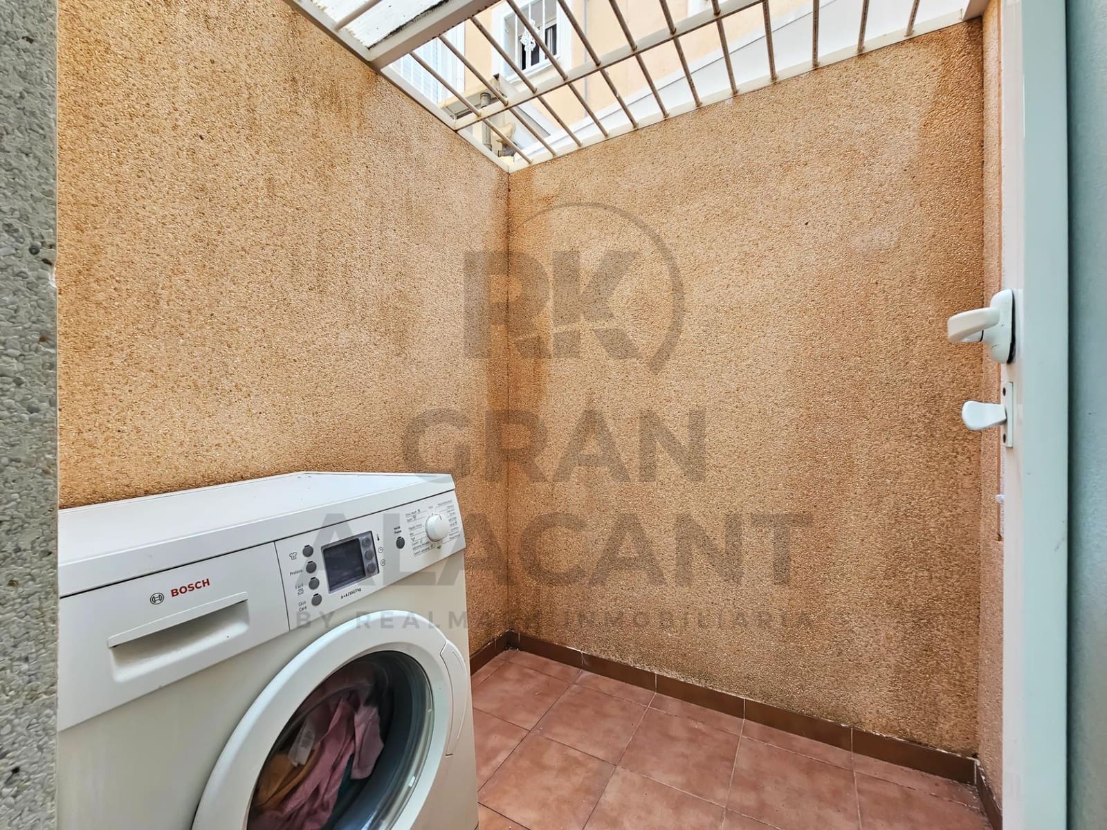 3 quarto Bungalow para venda em Gran Alacant com piscina garagem - 249 000 € (Ref: 9548275)