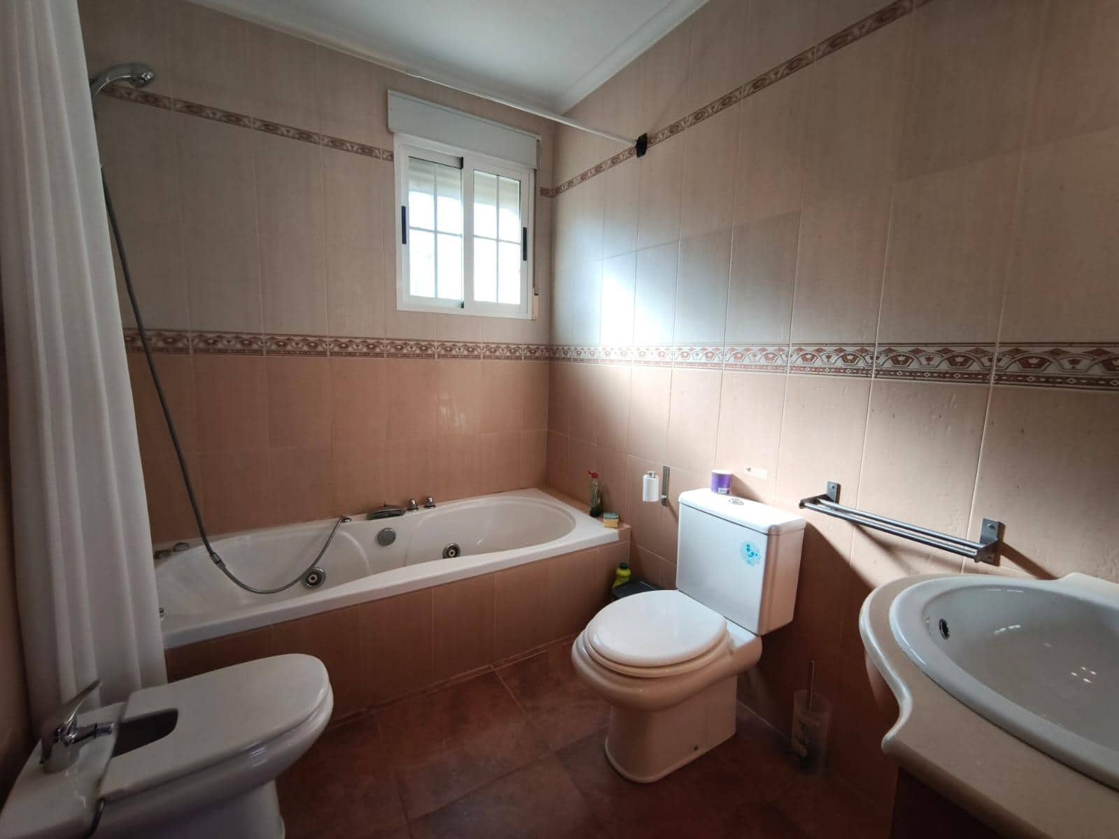 3 Zimmer Villa zu verkaufen in Hondon de los Frailes mit Pool Garage - 285.000 € (Ref: 9586558)