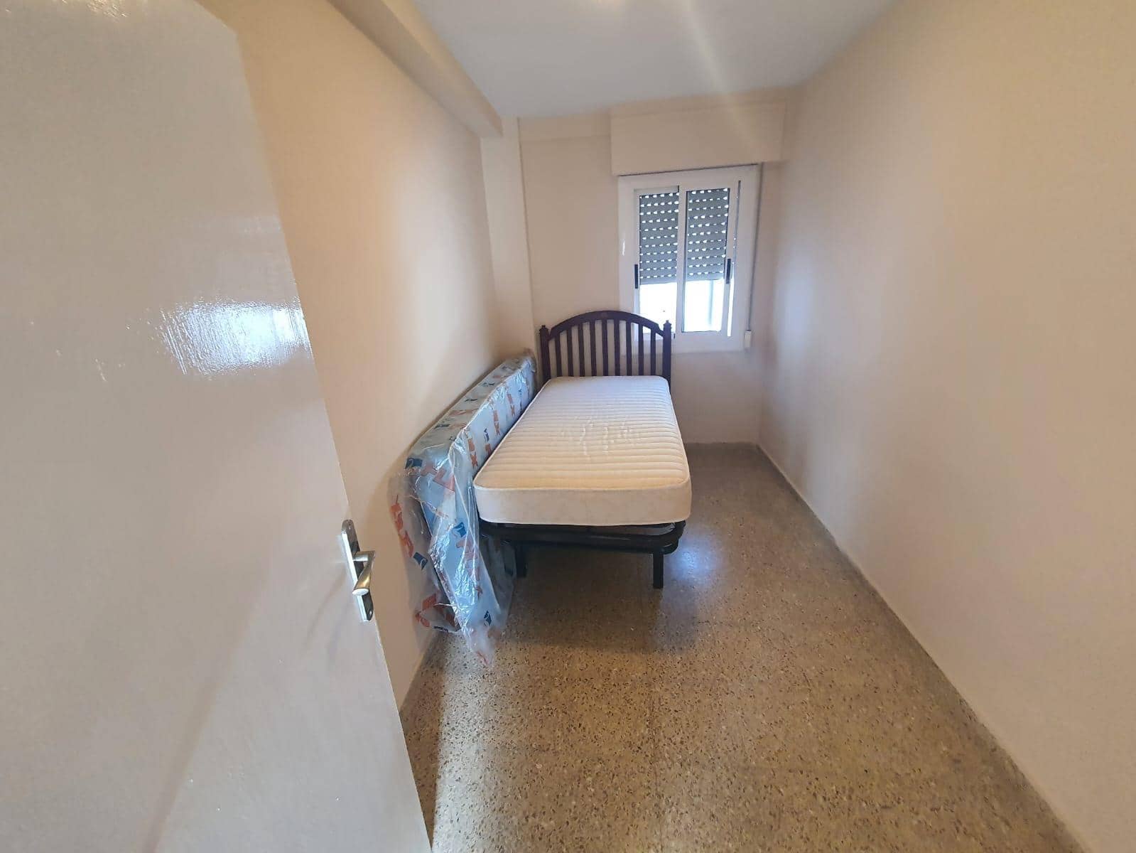 3 Zimmer Wohnung zu verkaufen in Alicante / Alacant Stadt - 125.000 € (Ref: 9596195)