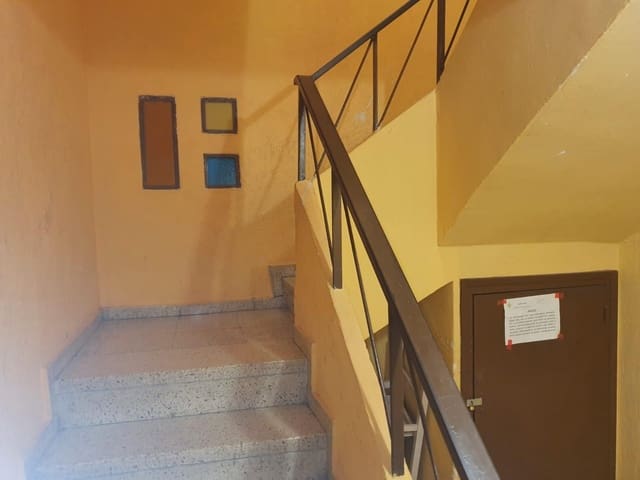 3 Zimmer Wohnung zu verkaufen in Pla de Bon Repos, Alicante / Alacant Stadt - 125.000 € (Ref: 9596195)
