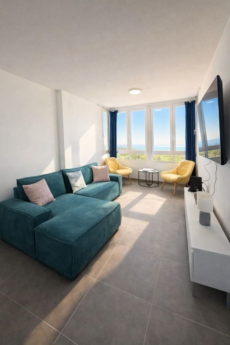 3 makuuhuone Huoneisto myytävänä paikassa Gran Alacant mukana uima-altaan - 225 000 € (Ref: 9599587)