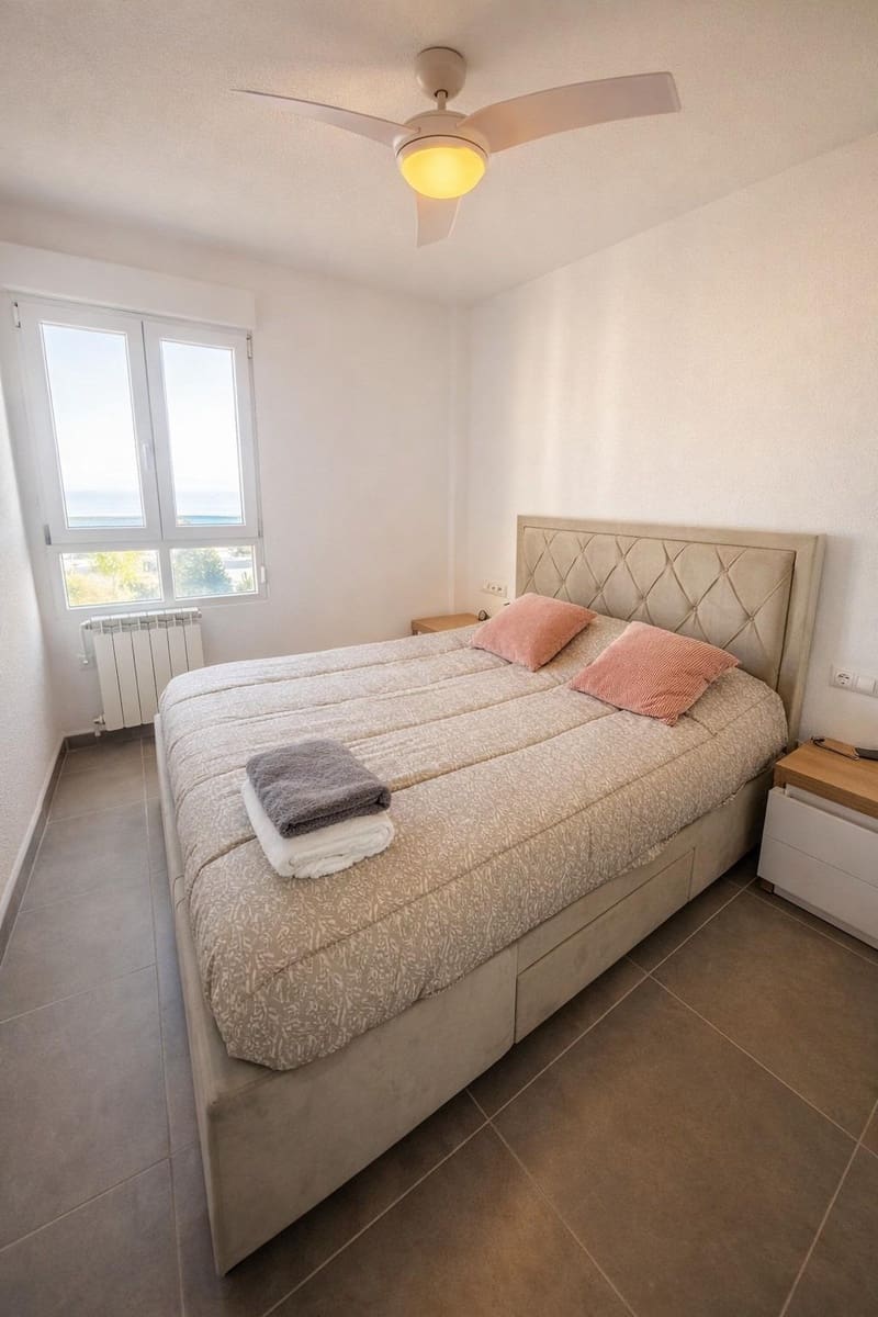 3 makuuhuone Huoneisto myytävänä paikassa Gran Alacant mukana uima-altaan - 225 000 € (Ref: 9599587)