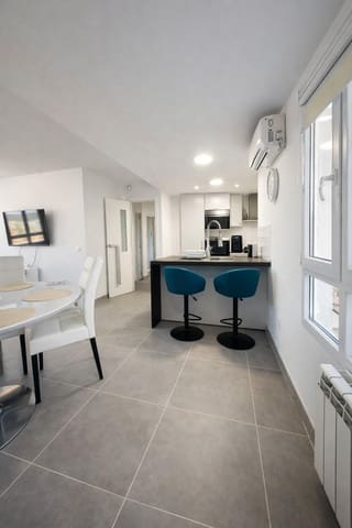 3 makuuhuone Huoneisto myytävänä paikassa Gran Alacant, Santa Pola mukana uima-altaan - 225 000 € (Ref: 9599587)