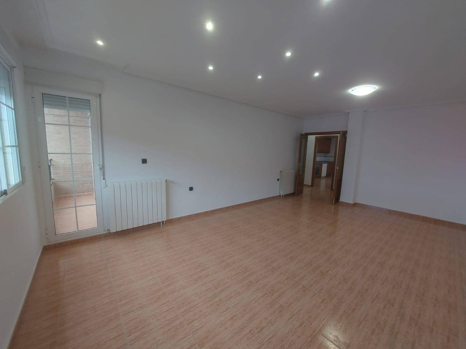 4 makuuhuone Bungalow myytävänä paikassa Cox mukana 
autotalli - 185 000 € (Ref: 9615534)