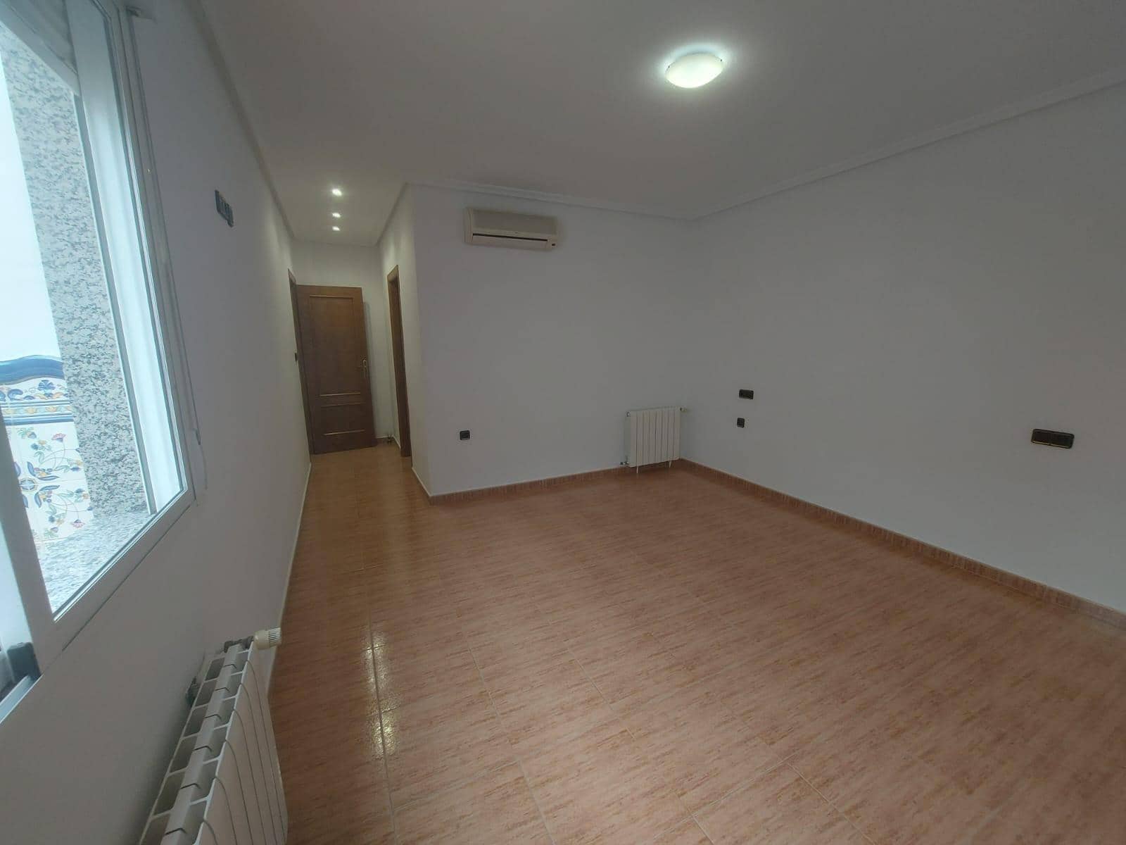 4 makuuhuone Bungalow myytävänä paikassa Cox mukana 
autotalli - 185 000 € (Ref: 9615534)