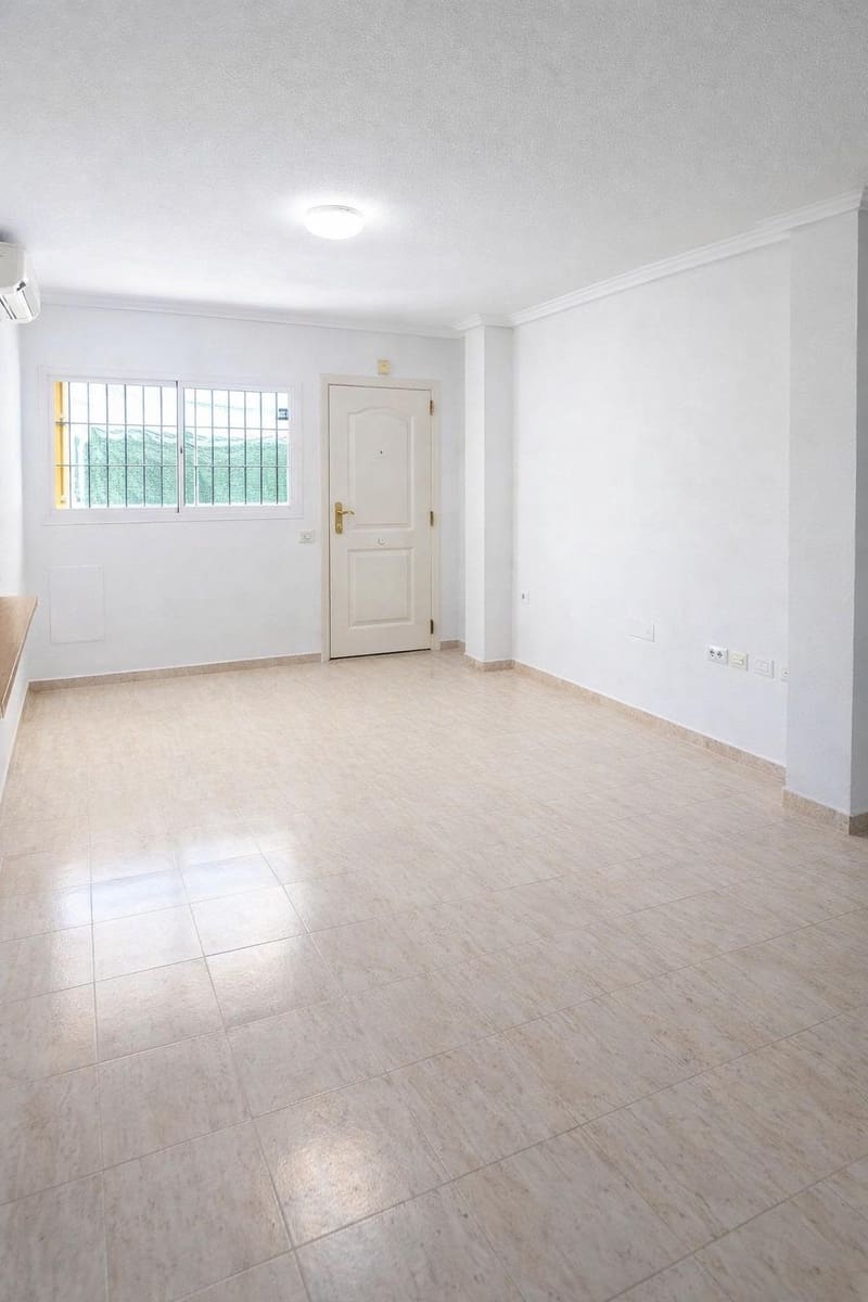 2 bedroom Bungalow for sale in Gran Alacant with pool - € 229,000 (Ref: 9619318)