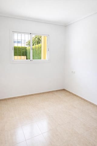 2 bedroom Bungalow for sale in Gran Alacant, Santa Pola with pool - € 229,000 (Ref: 9619318)