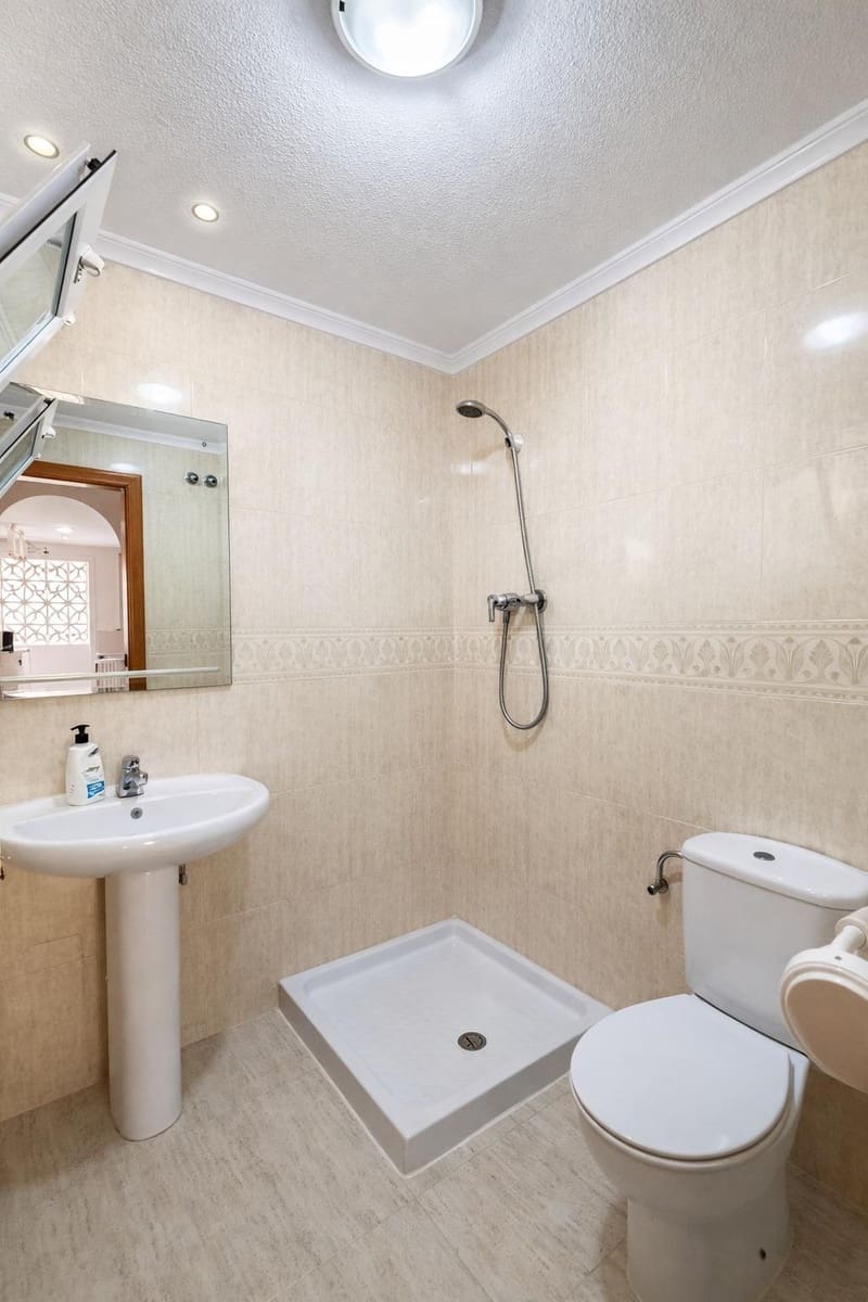 2 bedroom Bungalow for sale in Gran Alacant with pool - € 229,000 (Ref: 9619318)