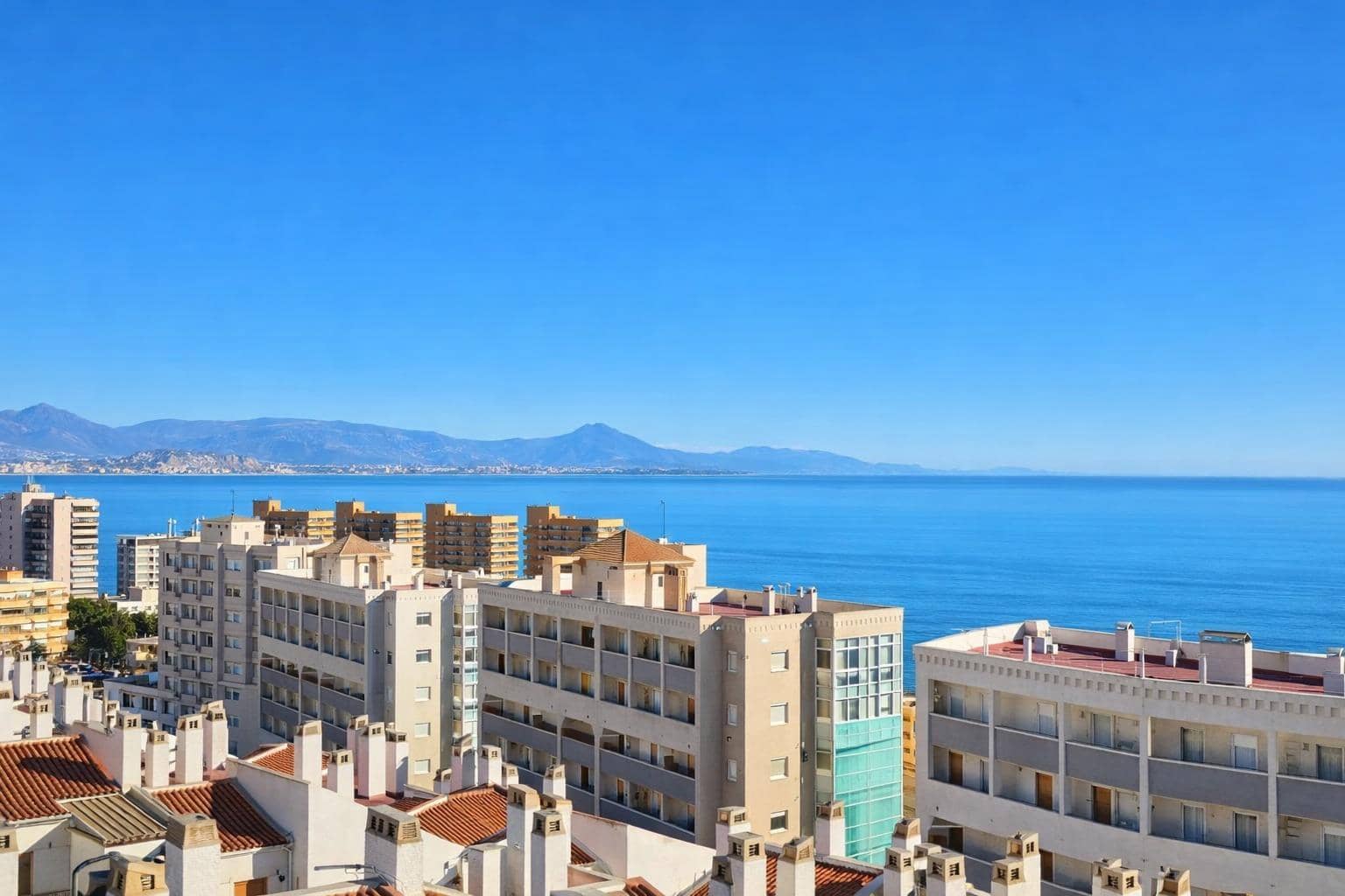 3 chambre Appartement à vendre à Arenales del Sol - 288 000 € (Ref: 9625728)