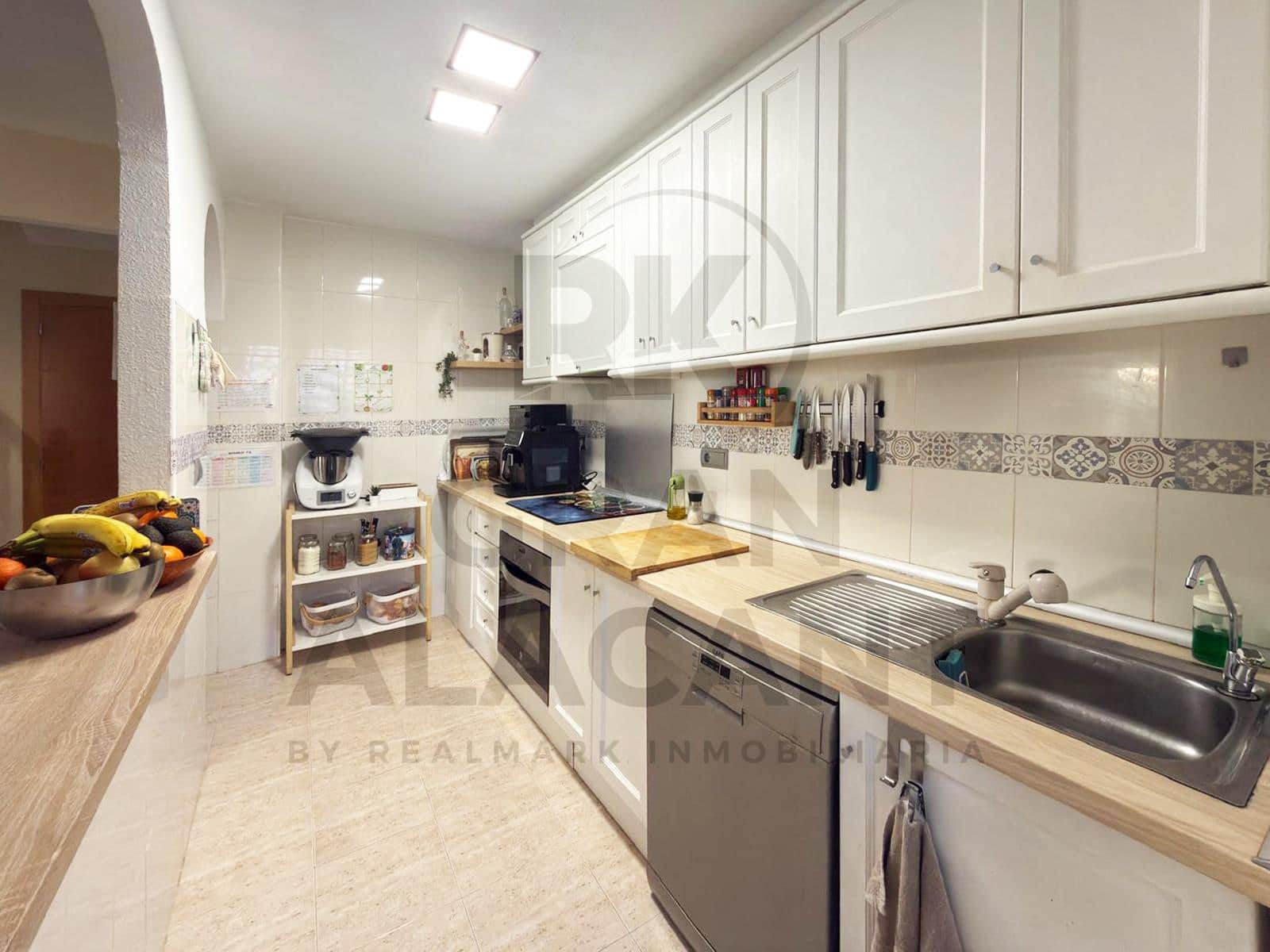 Bungalow de 3 habitaciones en Gran Alacant en venta con piscina garaje - 285.000 € (Ref: 9627599)