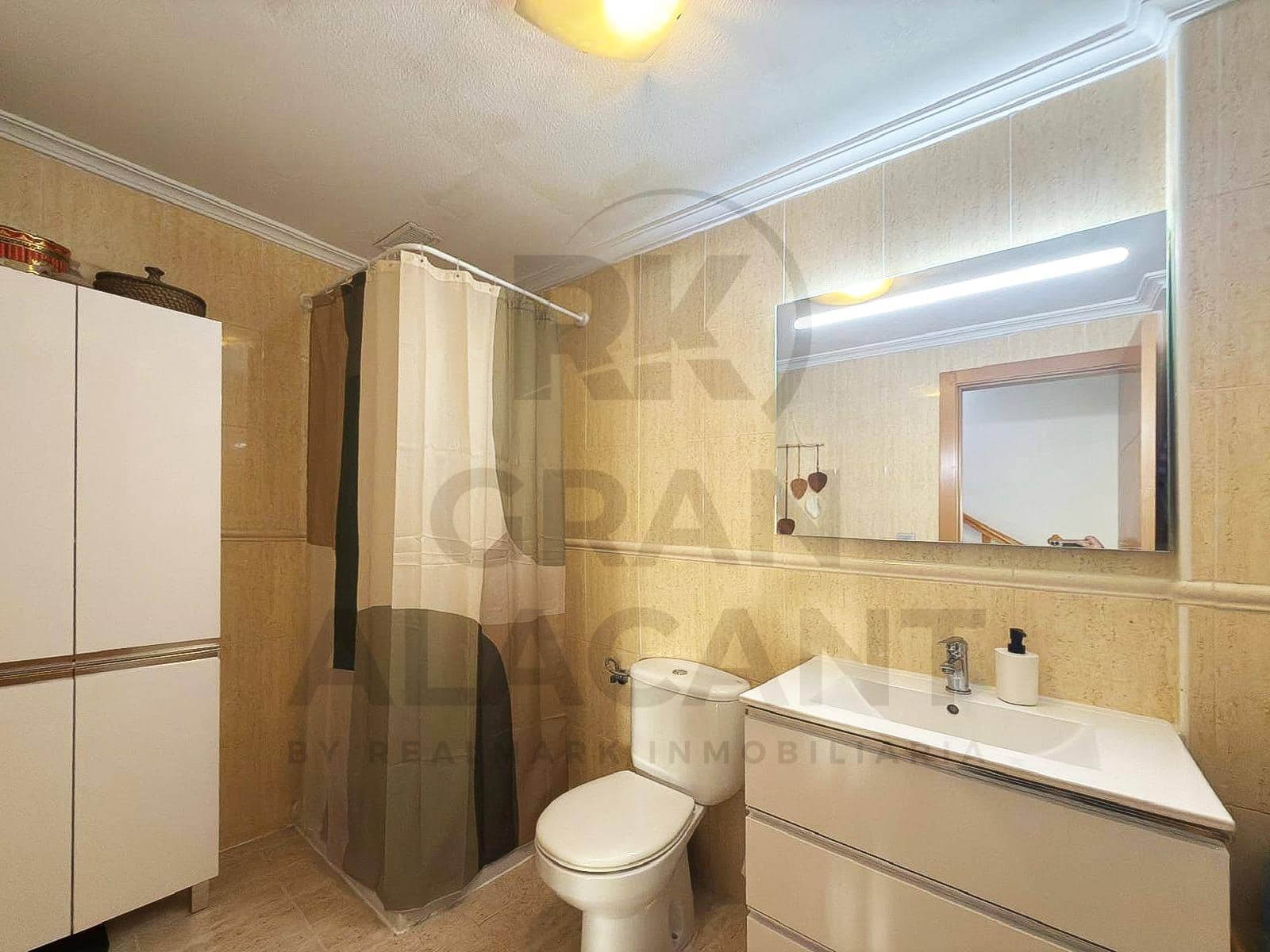 Bungalow de 3 habitaciones en Gran Alacant en venta con piscina garaje - 285.000 € (Ref: 9627599)