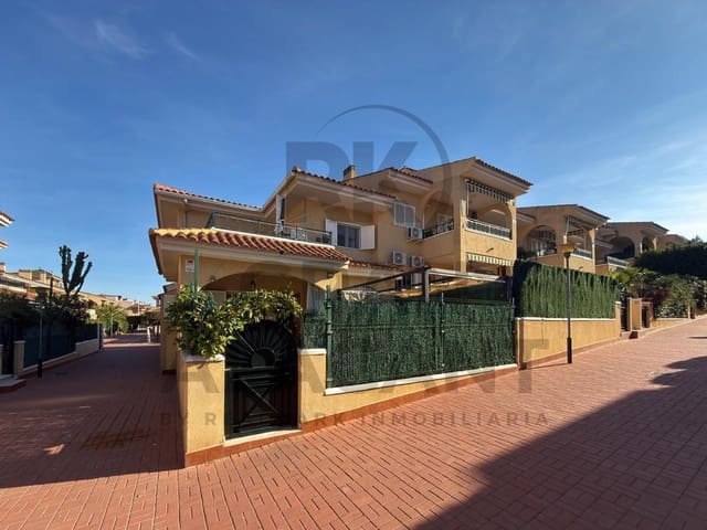 3 sovrum Bungalow till salu i Gran Alacant, Santa Pola med pool garage - 285 000 € (Ref: 9627599)