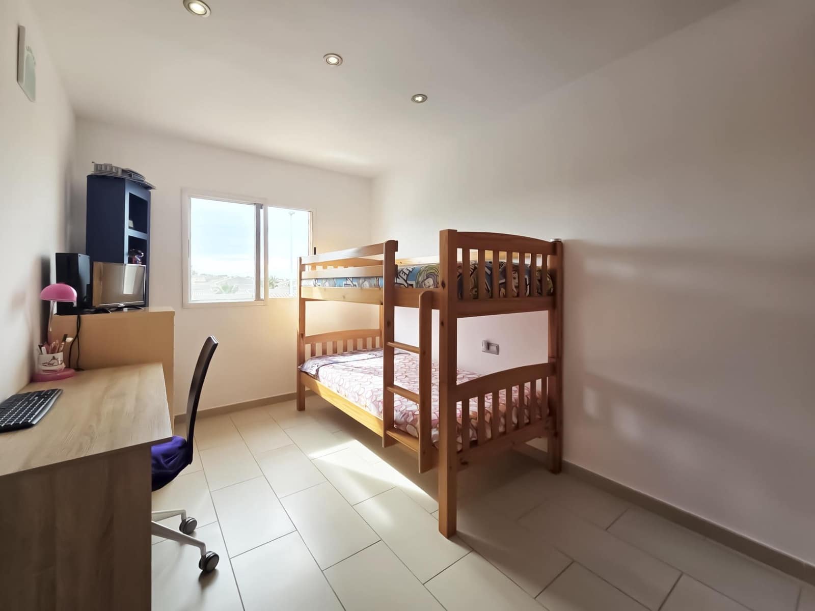 Bungalow de 3 habitaciones en Gran Alacant en venta con piscina garaje - 315.000 € (Ref: 9627600)