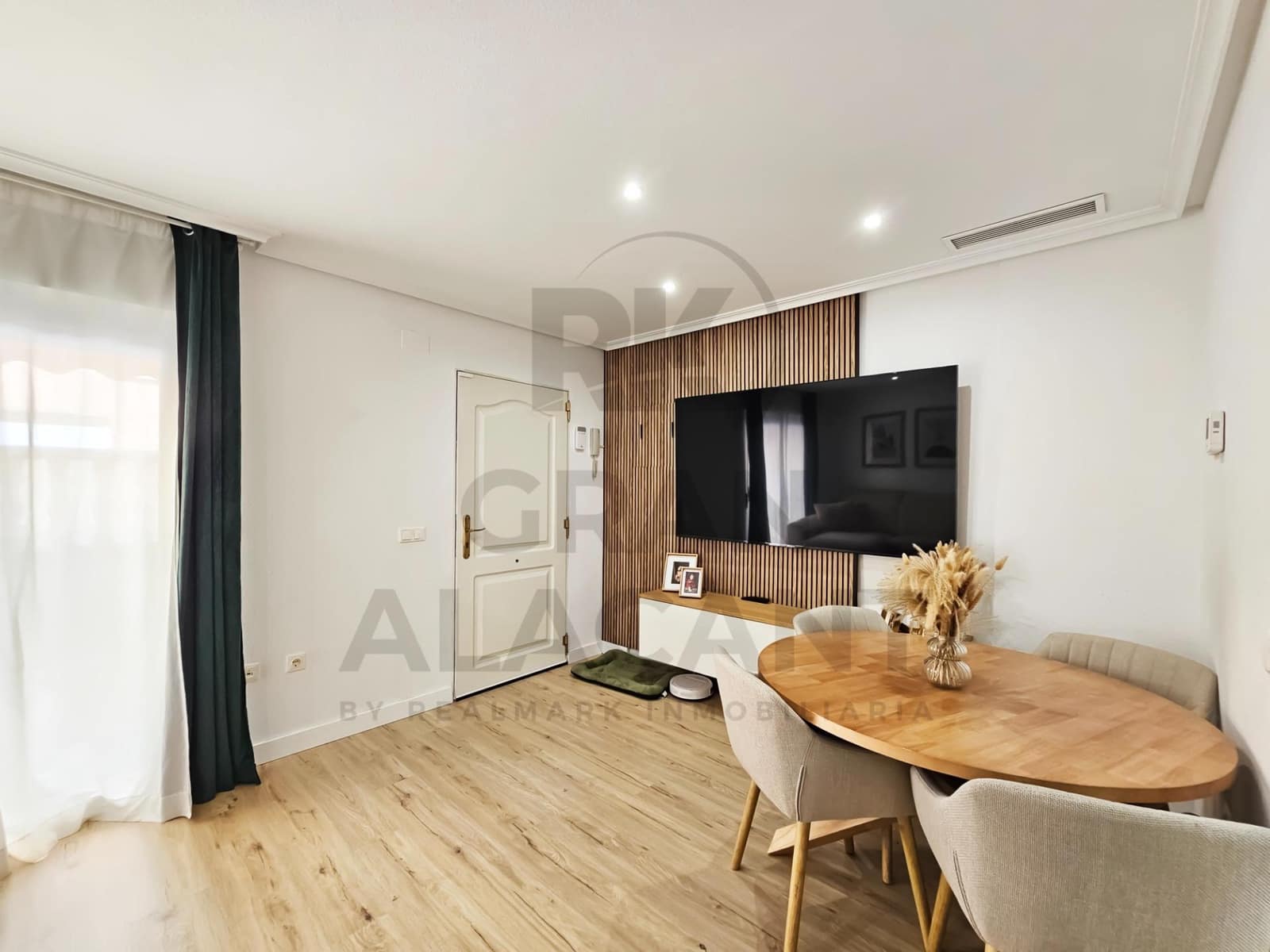 4 bedroom Bungalow for sale in Santa Pola with pool garage - € 289,900 (Ref: 9634335)