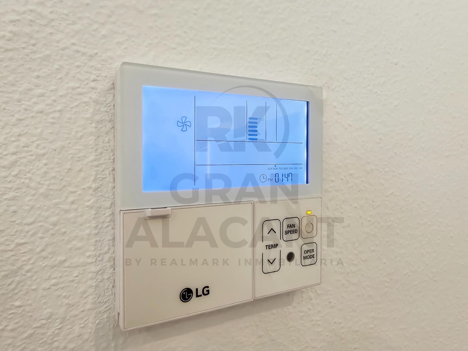 4 bedroom Bungalow for sale in Santa Pola with pool garage - € 289,900 (Ref: 9634335)