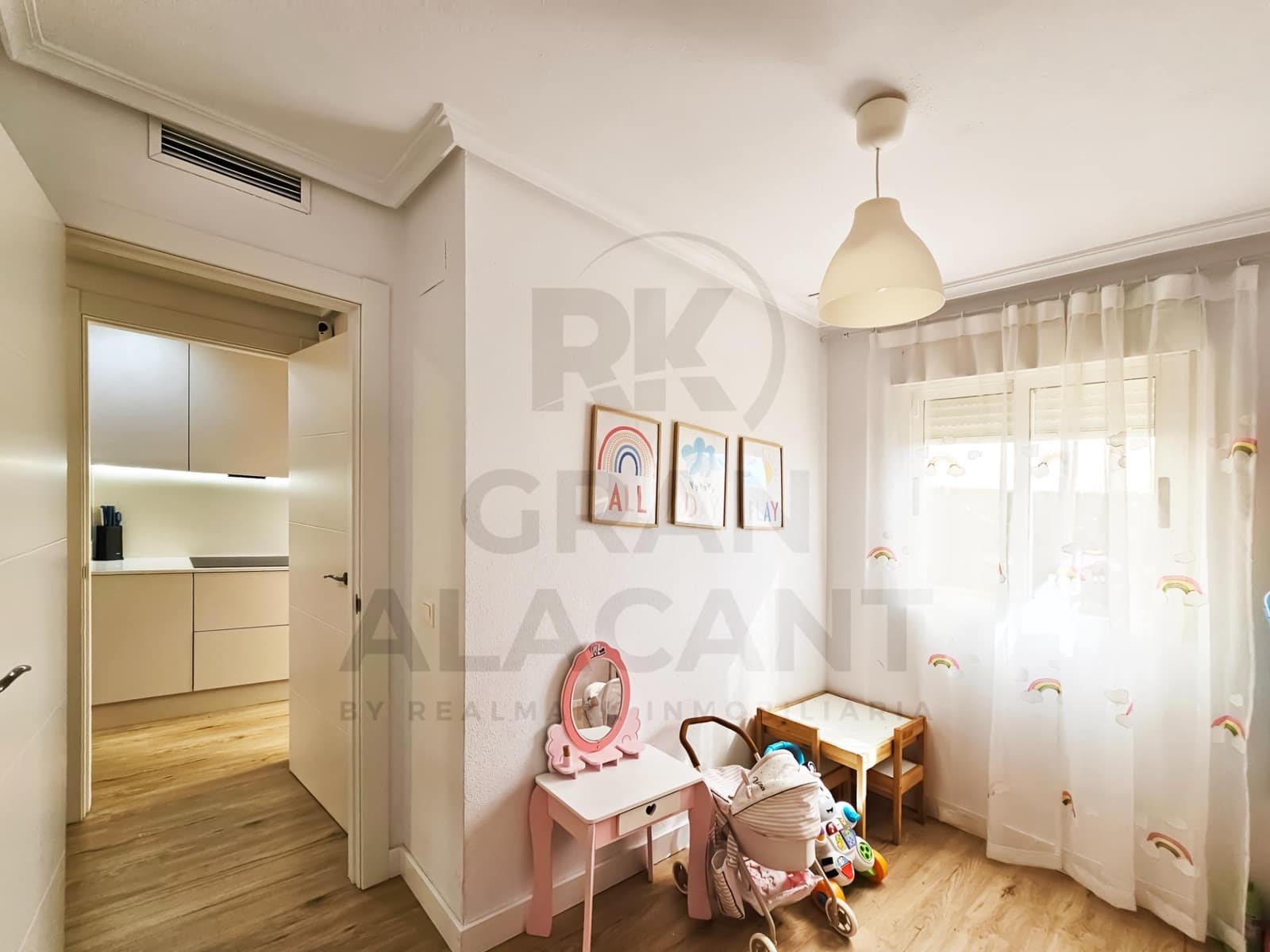 4 bedroom Bungalow for sale in Santa Pola with pool garage - € 289,900 (Ref: 9634335)