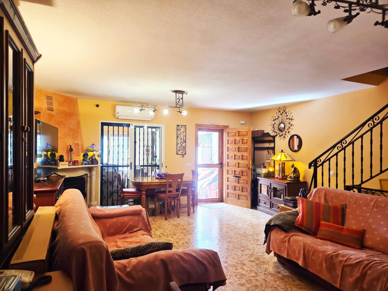 3 sypialnia Bungalow na sprzedaż w Gran Alacant z basenem garażem - 285 000 € (Ref: 9634336)