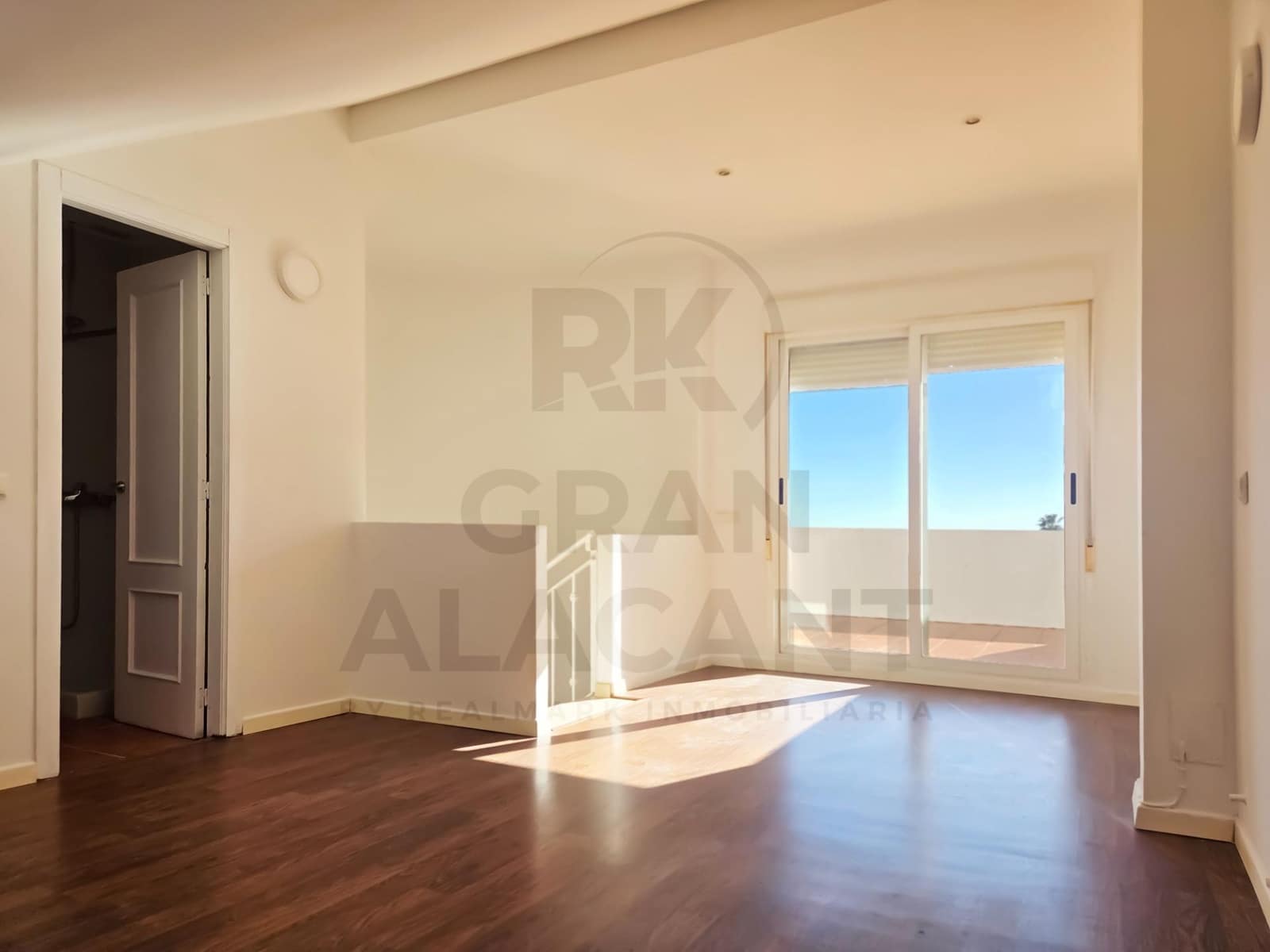 3 bedroom Apartment for sale in Gran Alacant with pool - € 339,000 (Ref: 9659474)