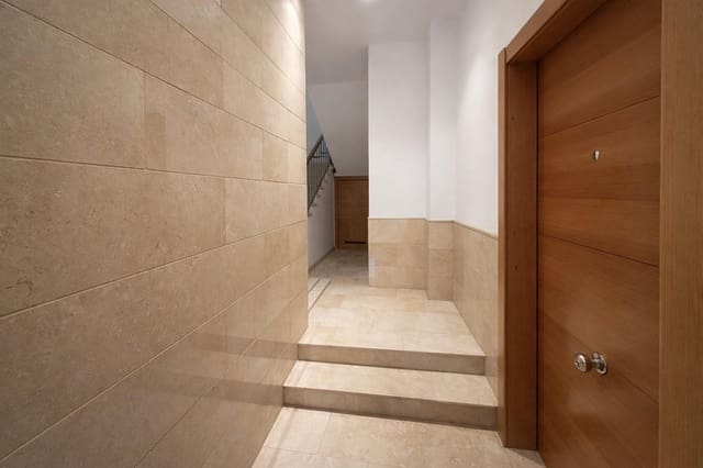 3 soveværelse Lejlighed til salg i Centro, Elche / Elx - € 219.990 (Ref: 9674276)