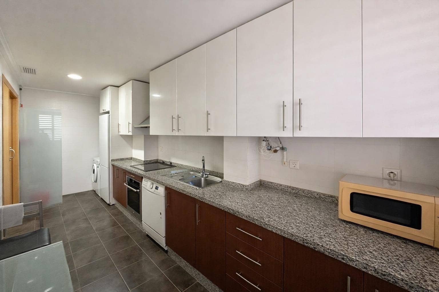 3 bedroom Flat for sale in Elche / Elx - € 219,990 (Ref: 9674276)