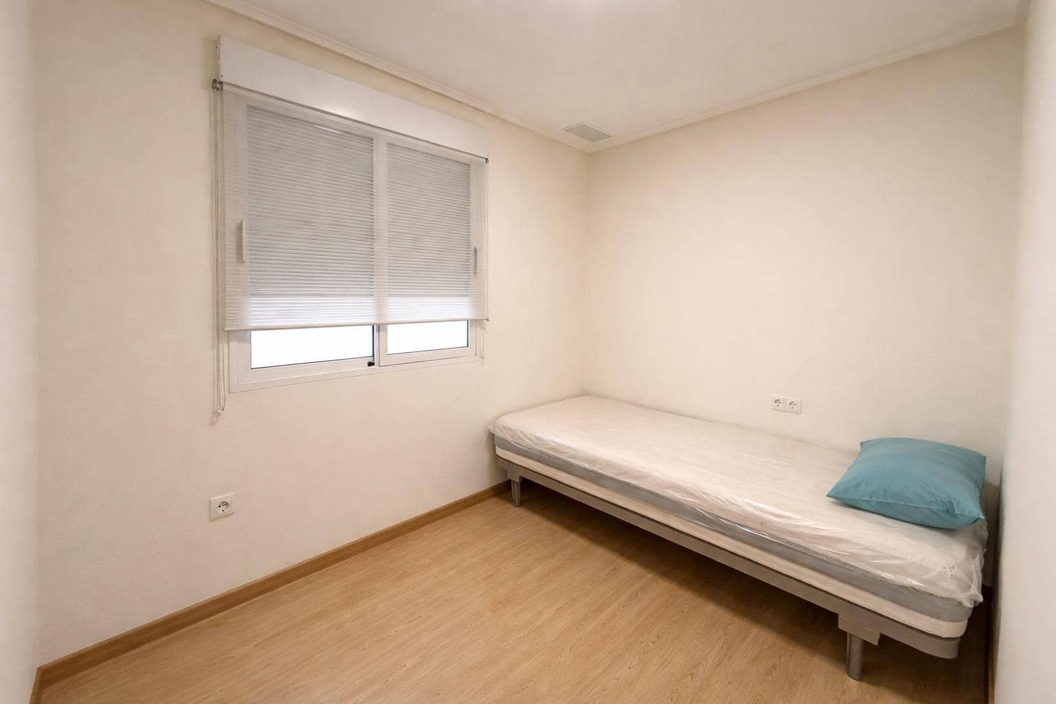 3 bedroom Flat for sale in Elche / Elx - € 219,990 (Ref: 9674276)