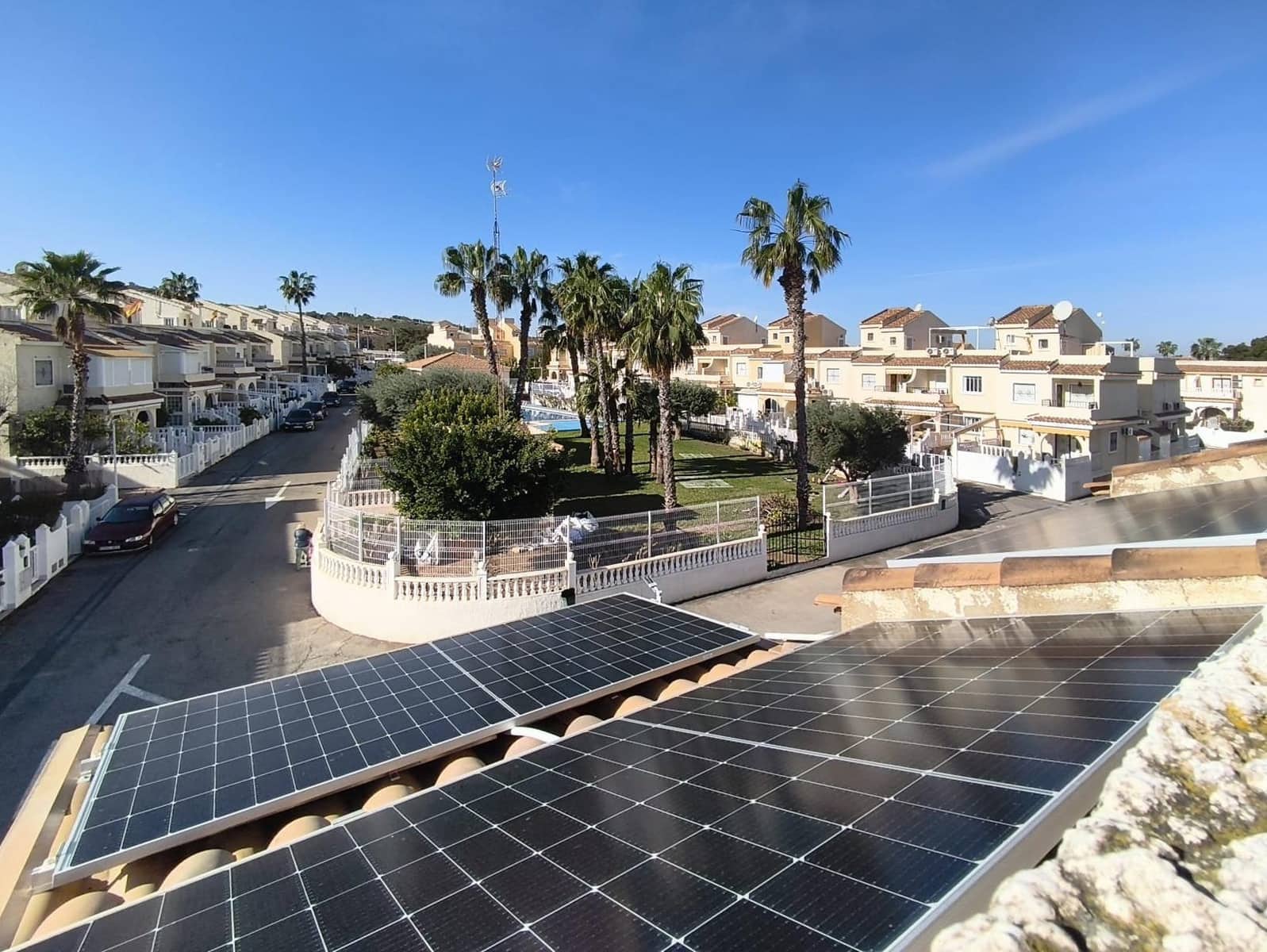 3 sovrum Bungalow till salu i Gran Alacant med pool garage - 209 000 € (Ref: 9679898)