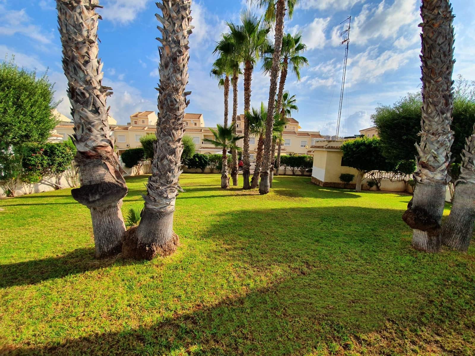 3 sovrum Bungalow till salu i Gran Alacant med pool garage - 209 000 € (Ref: 9679898)