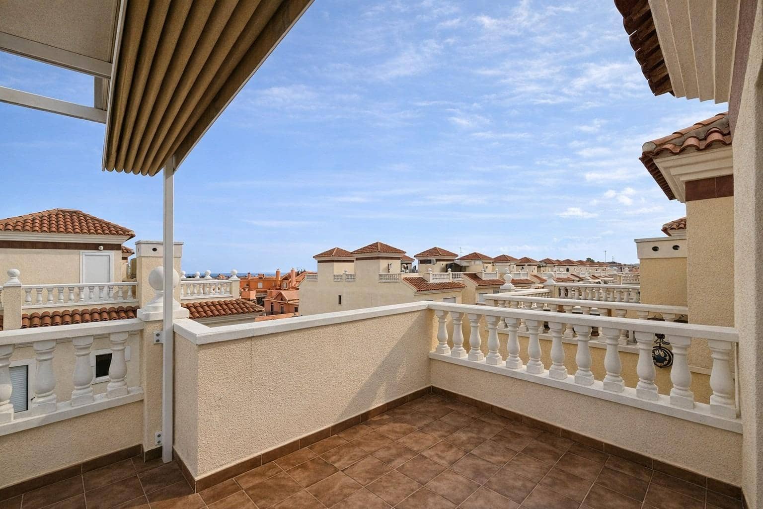 3 bedroom Villa for sale in Gran Alacant with pool - € 390,000 (Ref: 9695389)