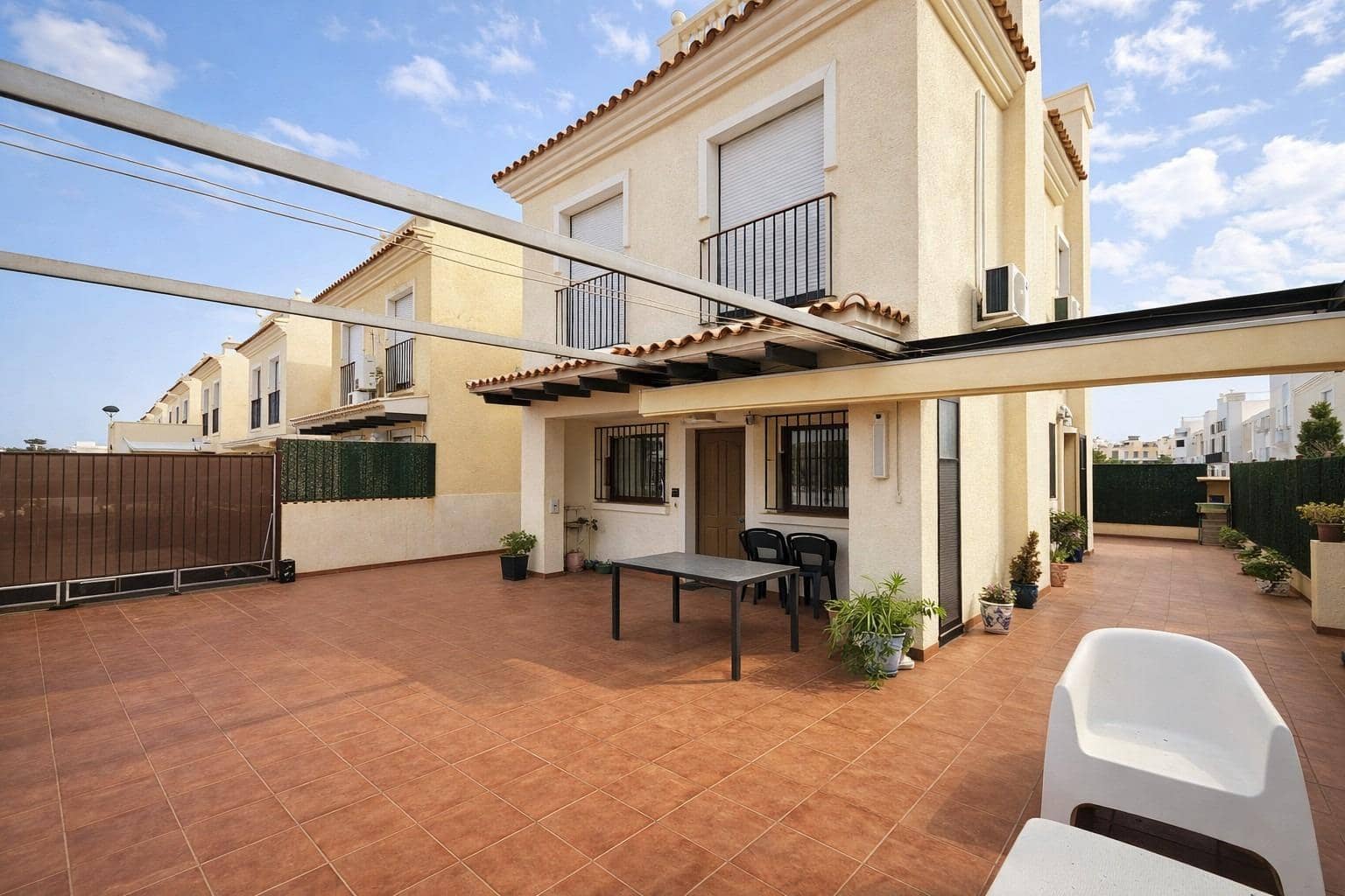3 soveværelse Villa til salg i Gran Alacant med swimmingpool garage - € 384.900 (Ref: 9695389)