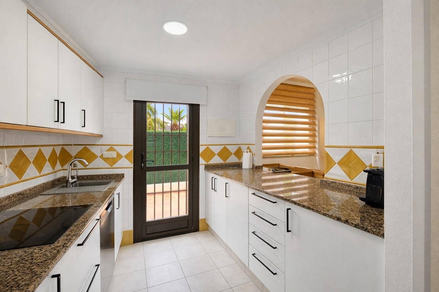 3 soveværelse Villa til salg i Gran Alacant med swimmingpool garage - € 384.900 (Ref: 9695389)