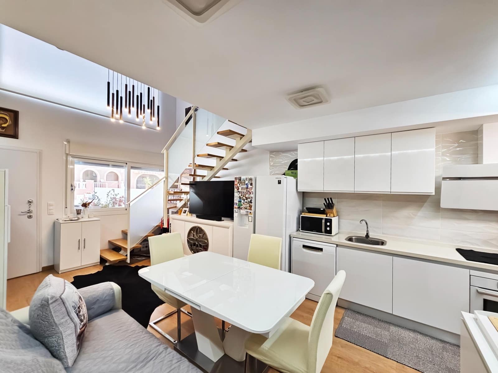 Bungalow de 2 habitaciones en Gran Alacant en venta con piscina - 299.000 € (Ref: 9726672)