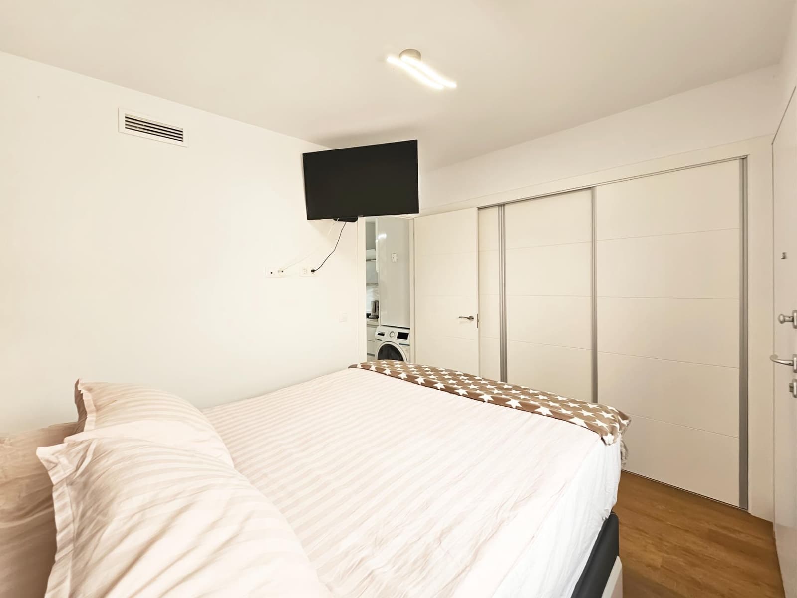 Bungalow de 2 habitaciones en Gran Alacant en venta con piscina - 299.000 € (Ref: 9726672)