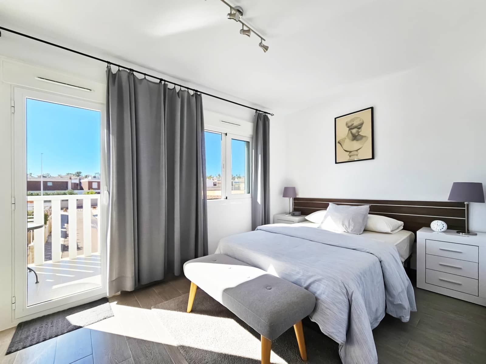 3 sovrum Bungalow till salu i Gran Alacant med pool - 249 000 € (Ref: 9732162)