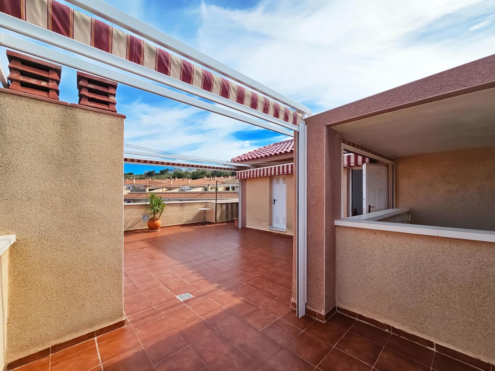 2 chambre Bungalow à vendre à Gran Alacant avec piscine garage - 249 000 € (Ref: 9735619)