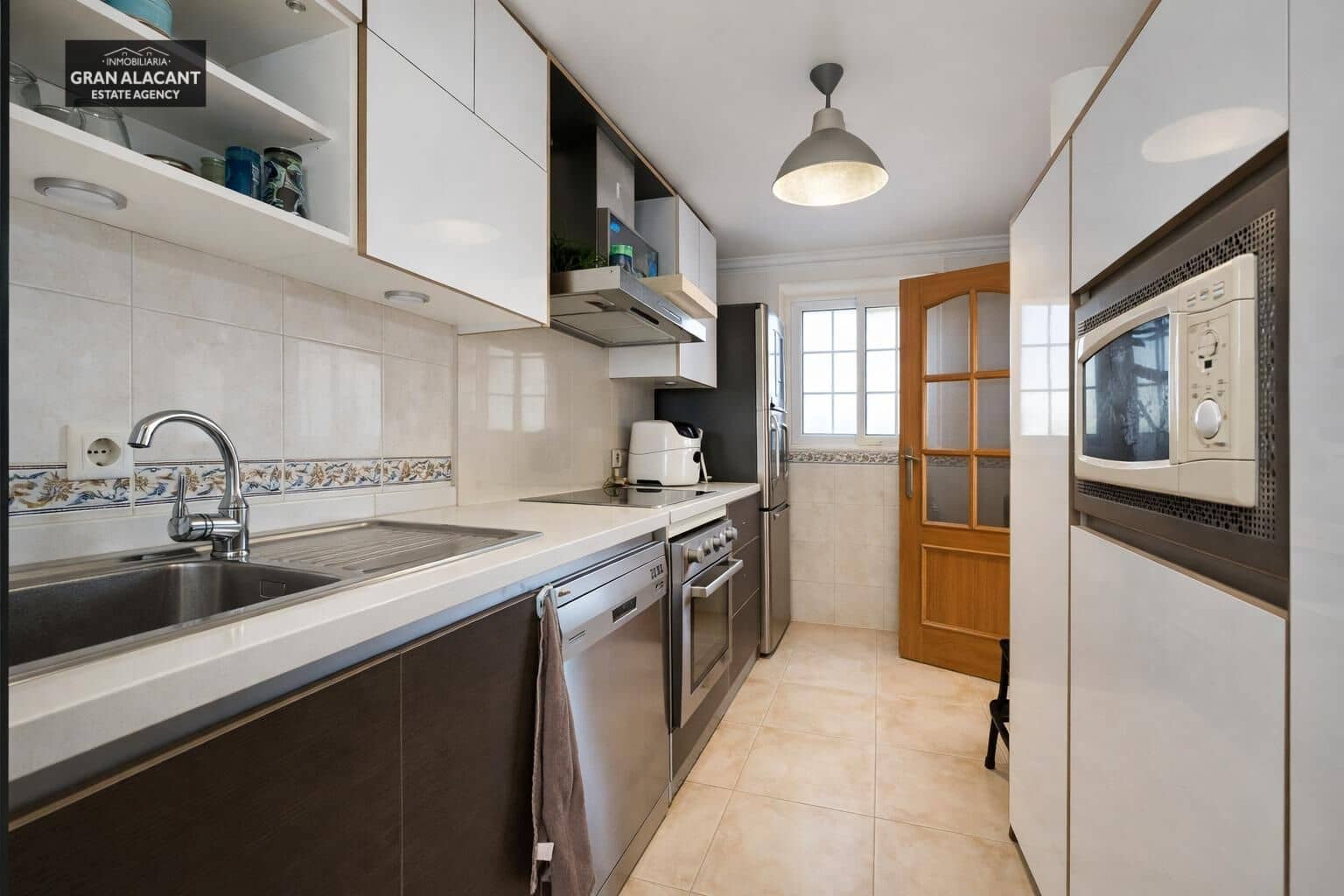 2 sovrum Bungalow till salu i Gran Alacant med pool garage - 265 000 € (Ref: 9755731)