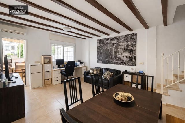 2 sovrum Bungalow till salu i Gran Alacant, Santa Pola med pool garage - 265 000 € (Ref: 9755731)